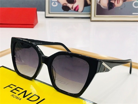 Fendi sunglass-656
